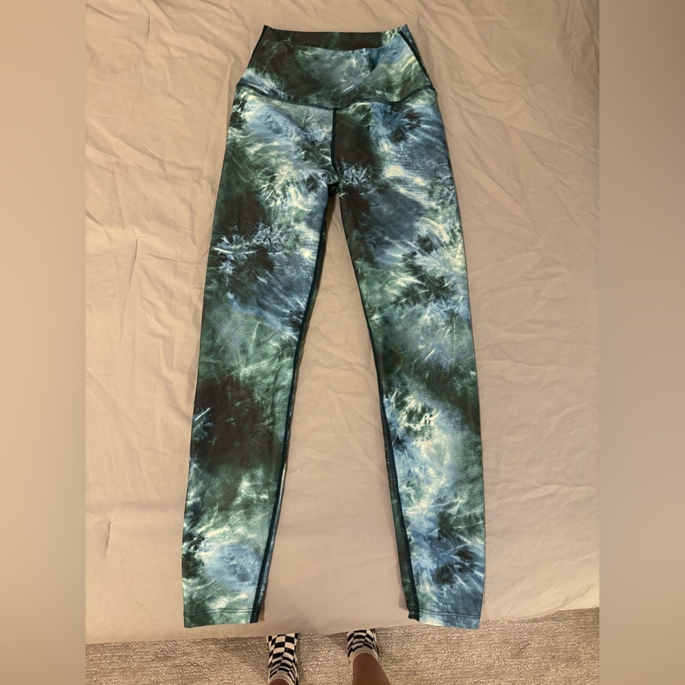 Carbon38 Blue and Green Leggings